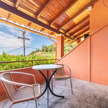 Arianna Ground Floor 6 아파트 팔레오카스트리차